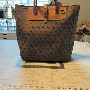 Dooney and Bourke handbag
